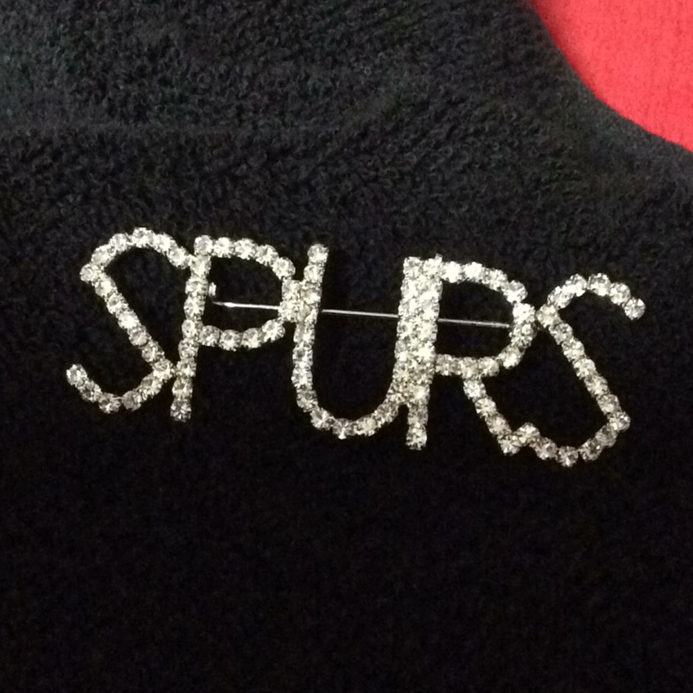 SPURS BLING PIN